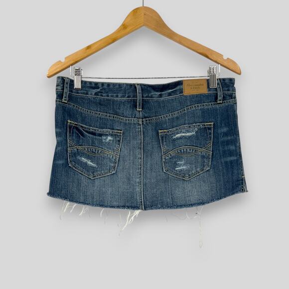 Y2k Abercrombie & Fitch Distressed Denim Micro Mini Skirt Size 4 - Picture 4 of 5